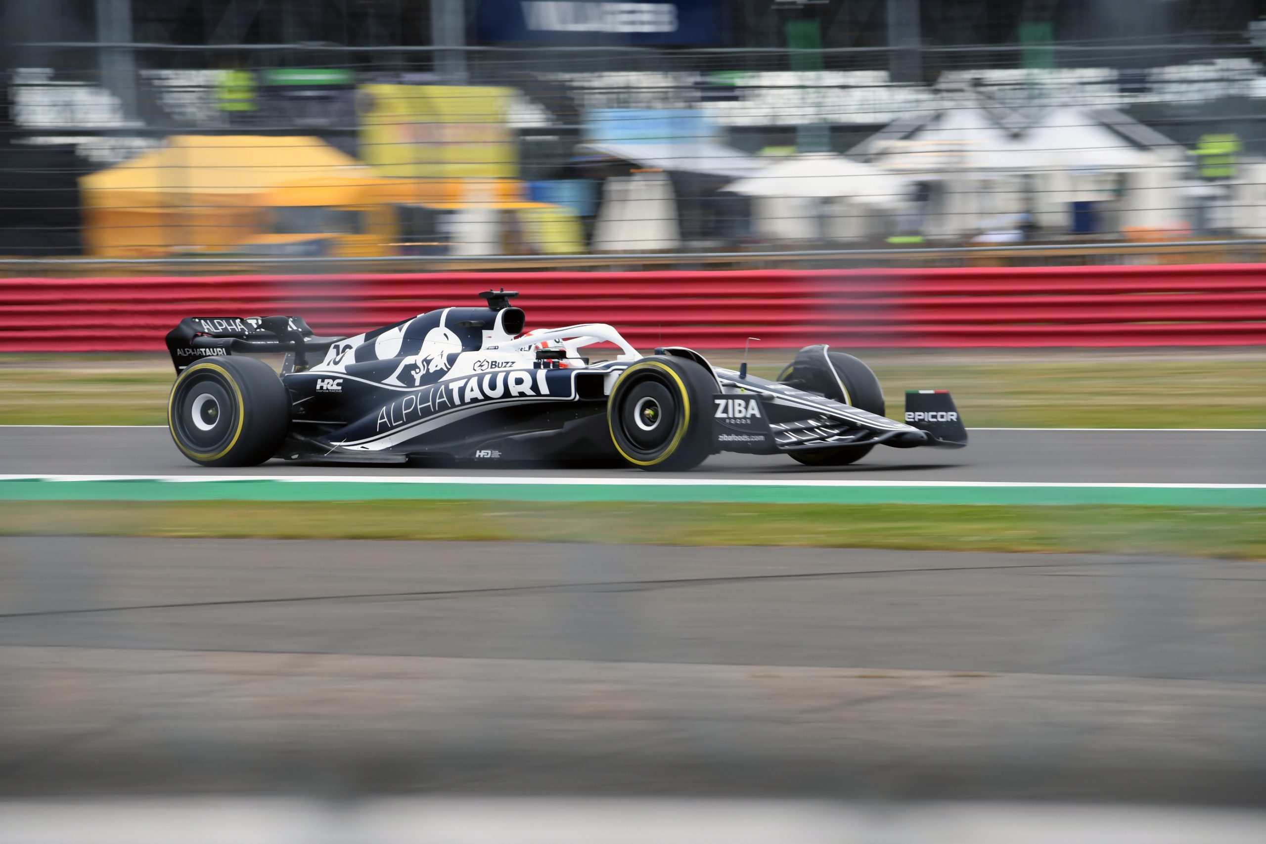 ALPHA TAURI_GASLY_10